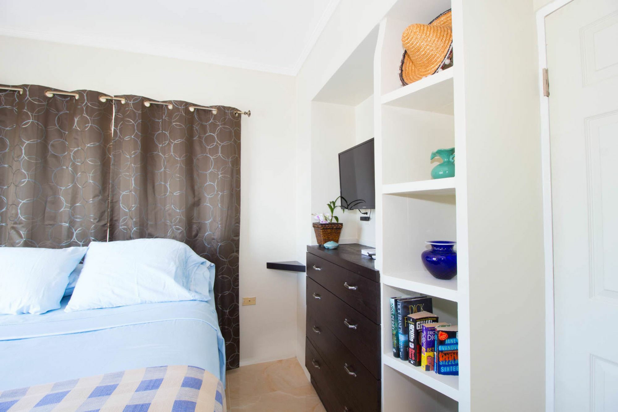 The Bailey'S New Kingston Suites Eksteriør bilde