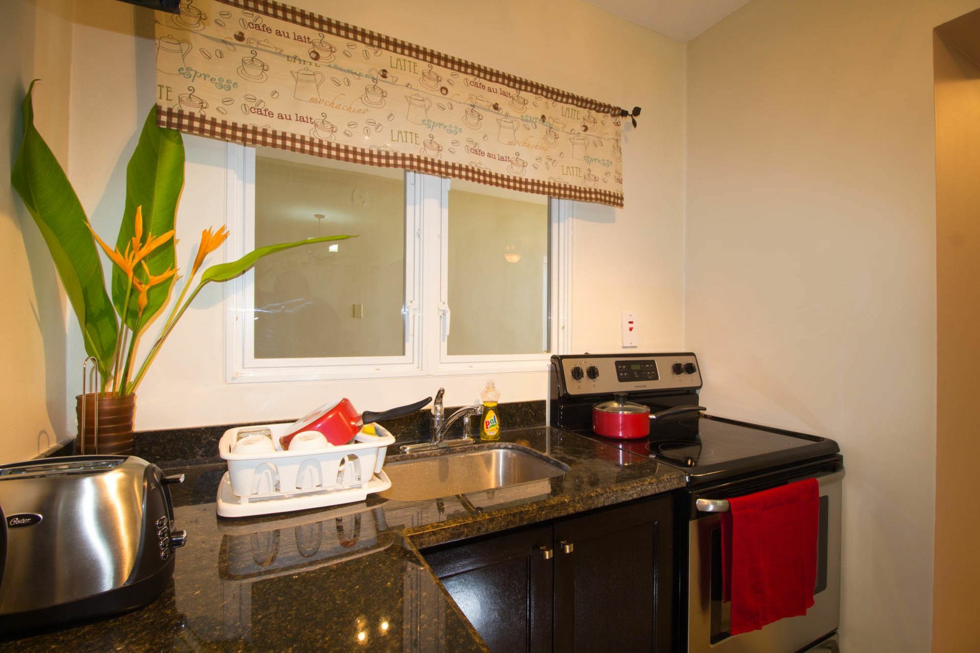 The Bailey'S New Kingston Suites Eksteriør bilde